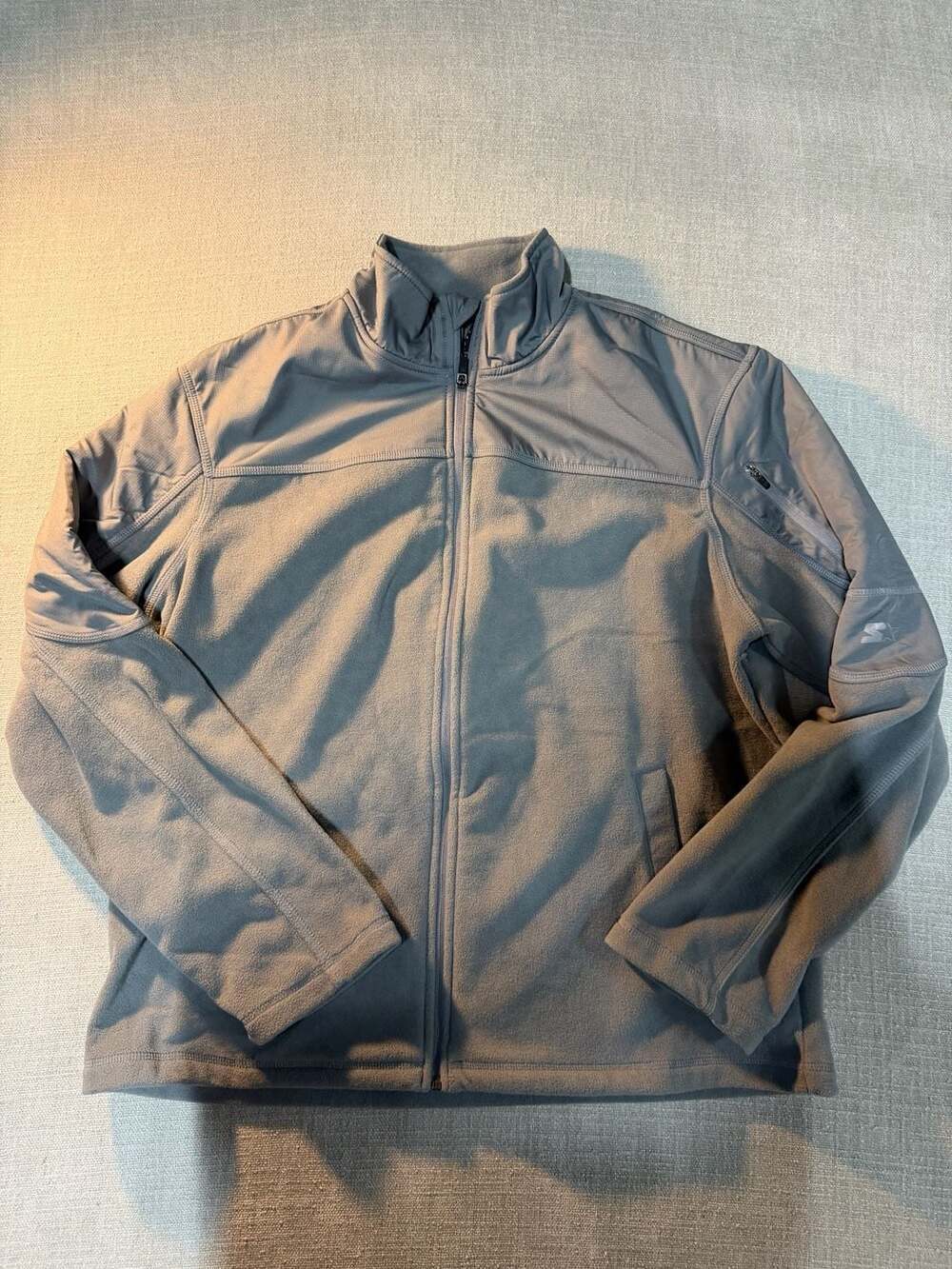 Starter Men's Gray Fleece Full-Zip Jacket with Mixed Media Details